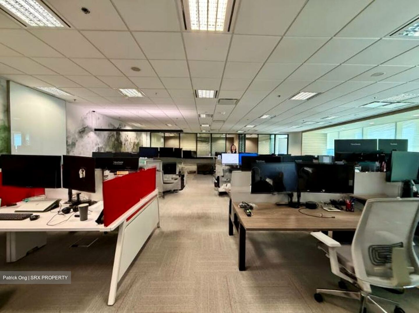 Ocean Financial Centre (D1), Office #498039111